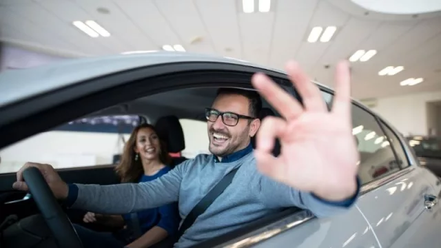 El etiquetado no es solo para los alimentos (los vehículos en Uruguay también van por el suyo)