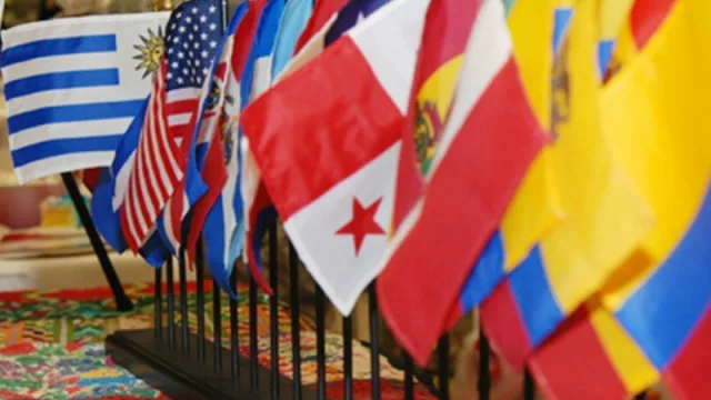 El Mes de Herencia del Inmigrante en EE.UU. reúne a cientos de empresas, personalidades y políticos