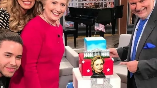 Hillary Clinton celebra su cumpleaños en Miami al rítmo de Prince Royce