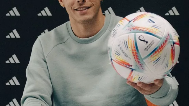 Adidas tira las tiras (estrategia para Uruguay en el año del Mundial)