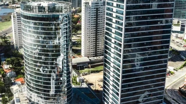 HSBC se fue para arriba (puso US$ 1.500.000 para estar en el piso 30 del WTC)