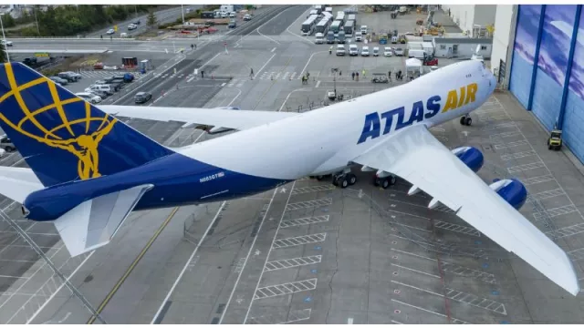 Boeing cerró una era de la aviación entregando el último 747 de la historia