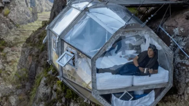 Perú: ¿Alguna vez se te ocurrió dormir colgado a 400 metros de altura? (lo puedes hacer en el hotel colgante sobre el Valle Sagrado de Cuzco)