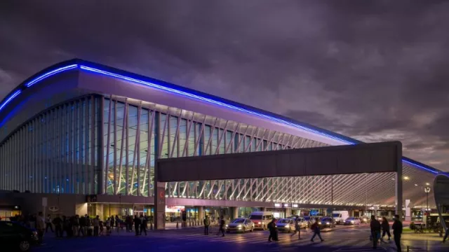 International Airport Ezeiza: An international hall up to the standards of Buenos Aires (Argentina) and the capital cities of America