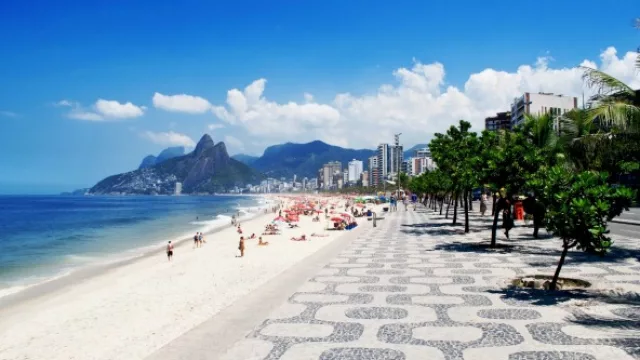 Carolina Herrera elige Río de Janeiro como sede para su desfile Resort 2024