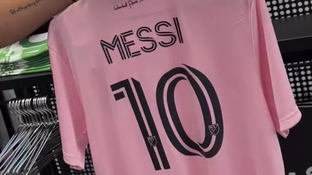 Ya llegaron las camisetas de Messi y el Inter Miami, Oficializadas (primicia de InfoNegocios Miami)
