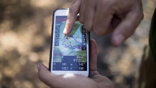 Vodafone se queda sola en la licitación de 45 millones de euros para un sistema de seguimiento de penas de alejamiento