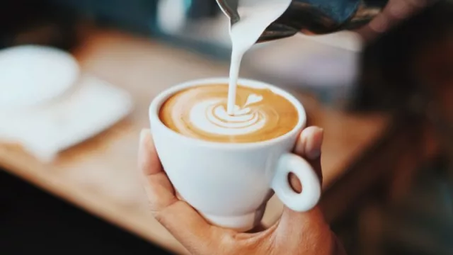 ¿Te gusta el buen café? Miami, Orlando y Tampa lideran en el top 20 de mejores ciudades estadounidenses para visitar cafeterías