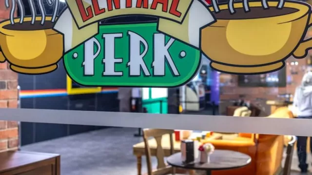 La experiencia de "Friends" llega a Miami: un viaje al pasado cool (y al presente nostálgico)