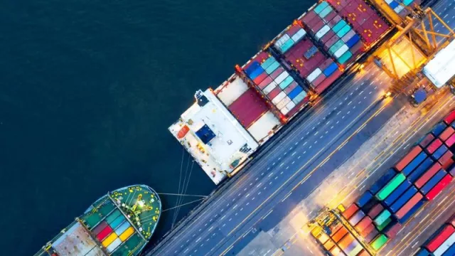 Empresas extranjeras en UY (generando empleo e ingresos por millones de US$)