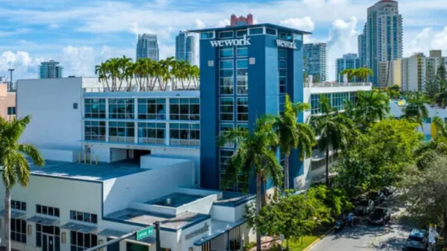 “La Caída” de WeWork en EEUU: “Crónica de una muerte anunciada” (impacto en los negocios y en la transformación del espacio de trabajo)