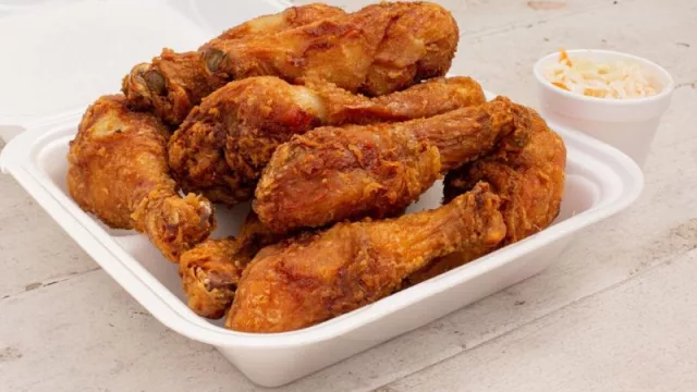 ¿Buscas un bocado barato?  Top Ten de fantásticos lugares económicos en la ciudad para comer