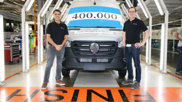 Mercedes-Benz ya fabricó su Sprinter  Nº 400.000 en Argentina (en un centro industrial especializado en utilitarios)