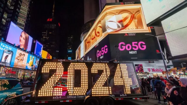 ¿Por qué hay una revolución del marketing estratégico que se consolidará en 2024? (Anglolatina necesita más expertos, con conocimientos amplios, blandos e interrelacionados)