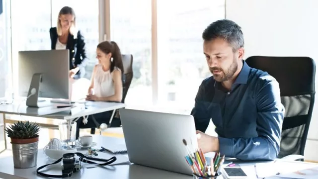 Estas son las 50 empresas más admiradas del mundo (la primera empieza con “A” y termina con “pple”)