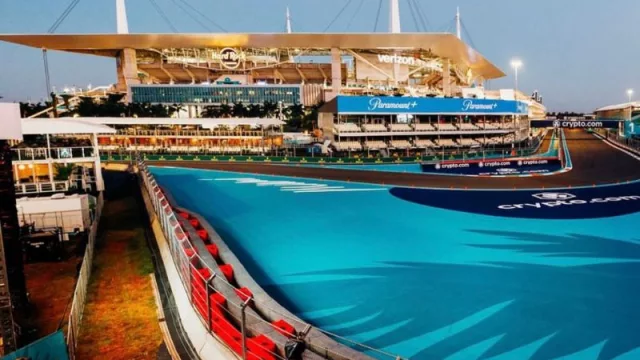 Desde la tribuna te mostramos cómo se vive el GP de Miami como fanático (bienvenidos a la única carrera que también es un parque temático)