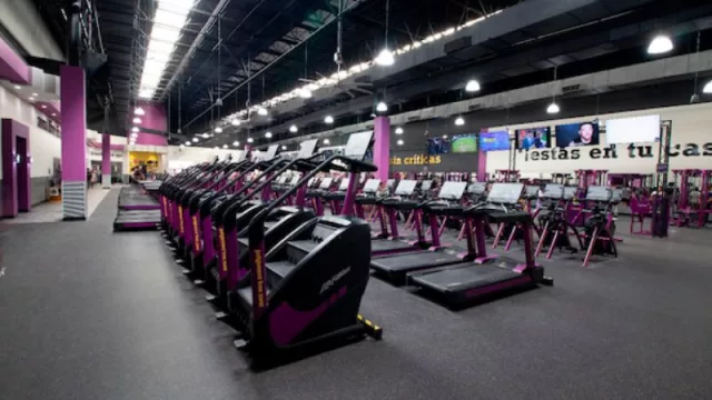 Planet Fitness, el gigante de los gimnasios, llega a España (abrirá su primera sucursal en Sabadell, Barcelona)