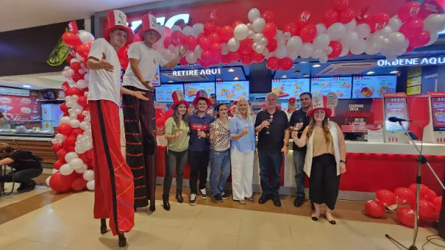 KFC cumple 10 años en Paraguay y prevé la apertura de su local número 10 en Ciudad del Este