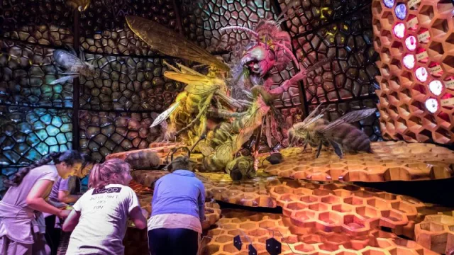 La exposición "Bugs": un viaje inmersivo al fascinante mundo de los insectos (el boom de las experiencias basadas en una curación y amplificación temática real)