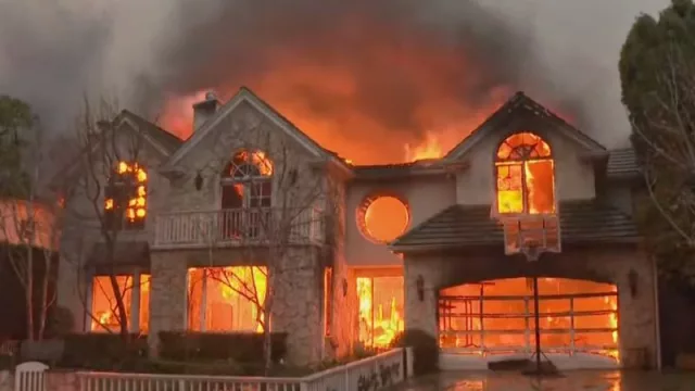 Incendios en California: la emergencia que sacude a Los Ángeles y al país (amplían órdenes de evacuación a ciudadanos, incluídas celebridades, jugadores de la NBA y NFL)