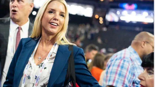 Pam Bondi (Florida) es nombrada por Trump: una renovación positiva en el Departamento de Justicia de EEUU