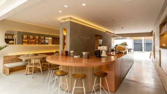 ¿Ya sabes cuáles son las mejores 100 cafeterías del mundo en el 2025? El auge del café de especialidad en LatAm y en Miami