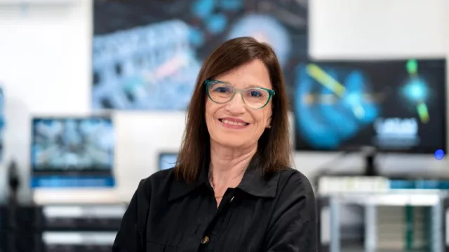 La científica argentina Maria Teresa Dova es la ganadora del premio internacional L’Oréal-UNESCO Por las Mujeres en la Ciencia