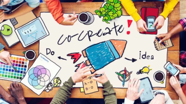 2025: the logic of human networks (to hoard or to share?)