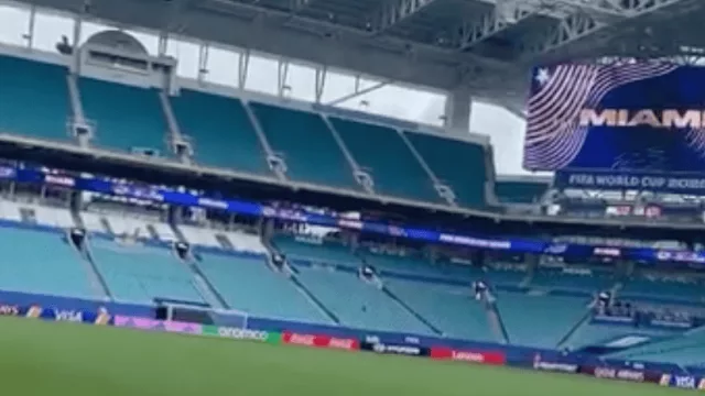 Cuatro coberturas al mismo tiempo en Miami para el partido de Argentina - Cabo Verde (El Hard Rock está impecable)
