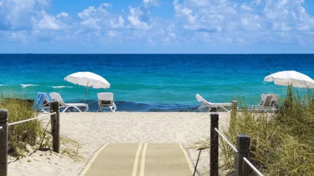 Las playas más exclusivas, de bajo perfil y "top" en Florida y Miami en 2026 (¿Por qué son cada vez más elegidas?)